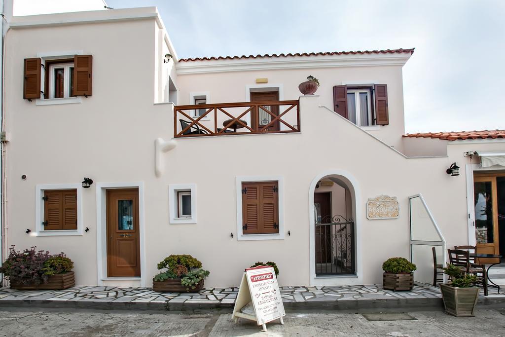 Hotel Arxontiko Tínos Exterior foto